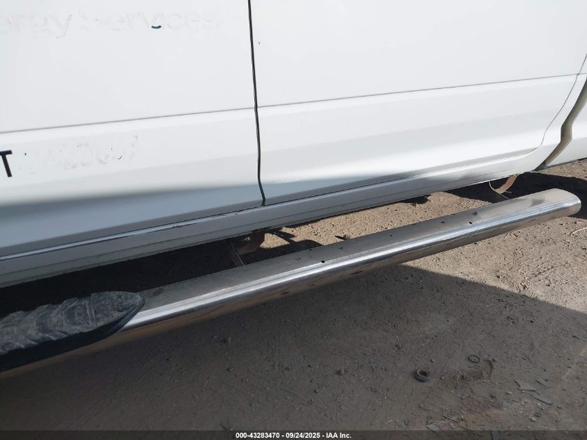 2018 Ram 2500 Tradesman 4X4 8' Box VIN: 3C6UR5HL6JG261012 Lot: 43283470