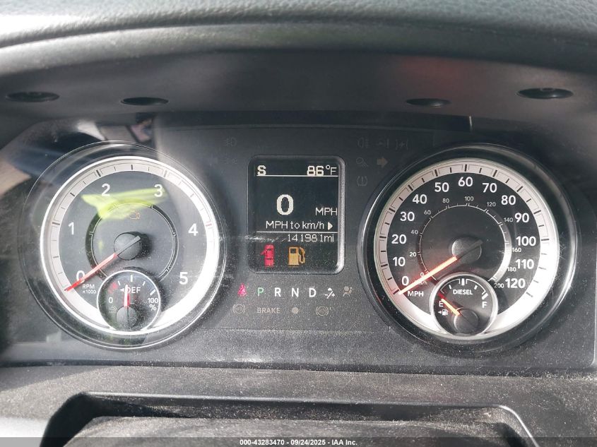 2018 Ram 2500 Tradesman 4X4 8' Box VIN: 3C6UR5HL6JG261012 Lot: 43283470