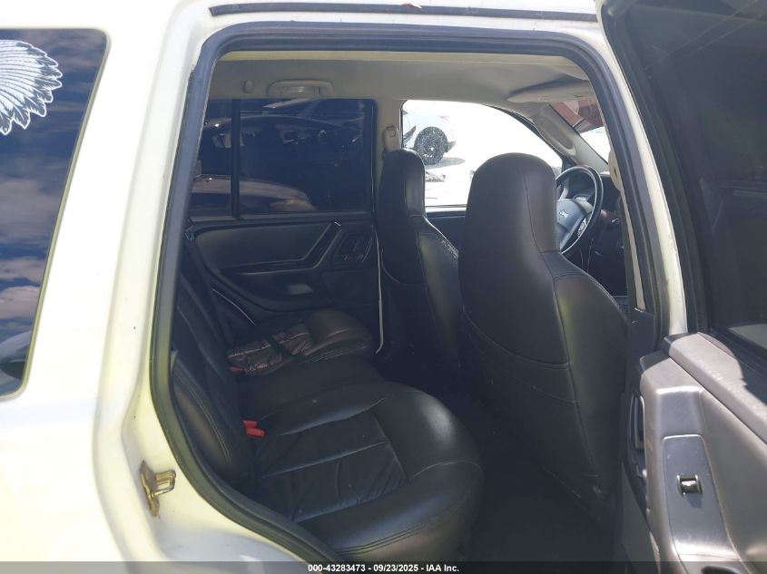 2004 Jeep Grand Cherokee Laredo VIN: 1J4GX48S84C284581 Lot: 43283473