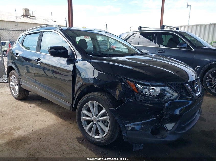 2017 NISSAN ROGUE SPORT SV - JN1BJ1CP8HW022389