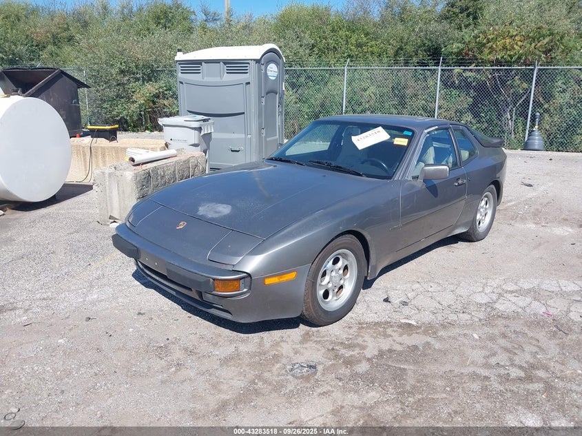 WP0AA0946GN454130 1986 PORSCHE 944 photo no. 2