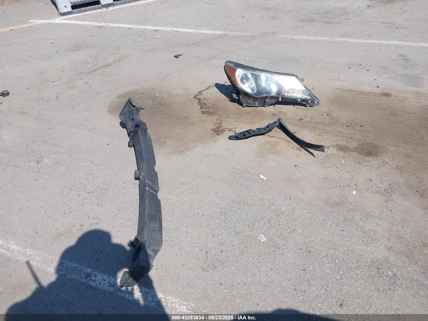 2014 TOYOTA RAV4 XLE - 2T3WFREVXEW124720