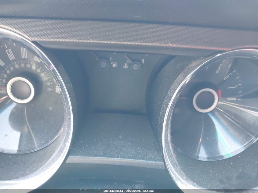 2014 Ford Mustang V6 VIN: 1ZVBP8AM0E5258921 Lot: 43283644