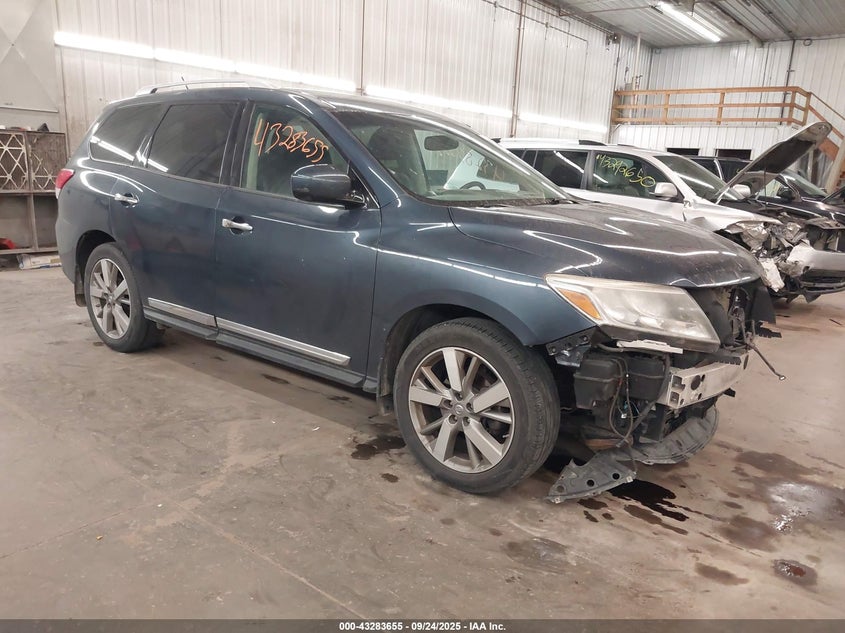 NISSAN PATHFINDER PLATINUM