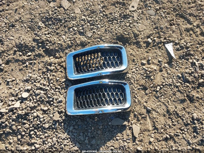 2018 Jeep Cherokee Latitude Plus 4X4 VIN: 1C4PJMLB5JD516882 Lot: 43283695