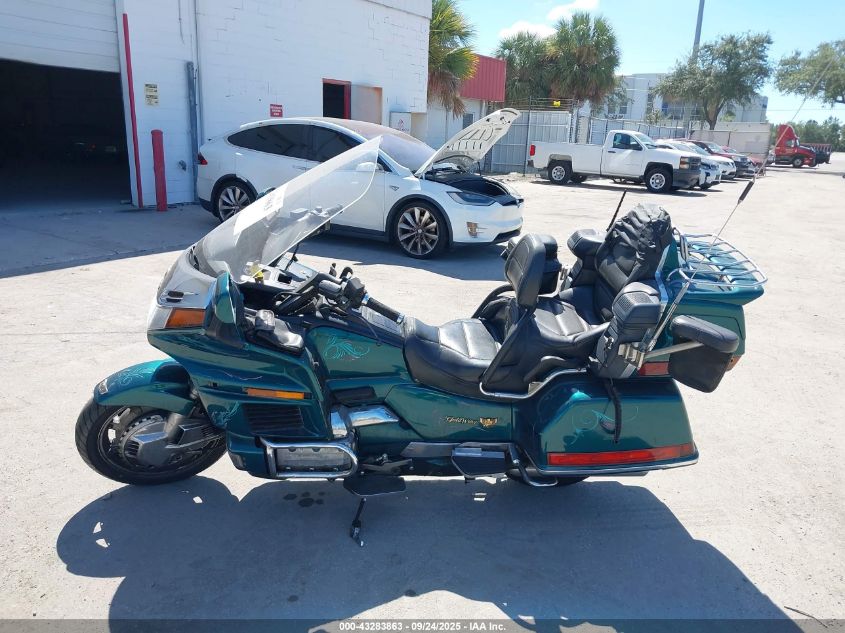 1995 Honda Gl1500 A/2 VIN: 1HFSC2207SA702229 Lot: 43283863