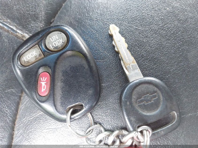 1999 Chevrolet Silverado 2500 Lt VIN: 1GCGK29U2XE150683 Lot: 43283866