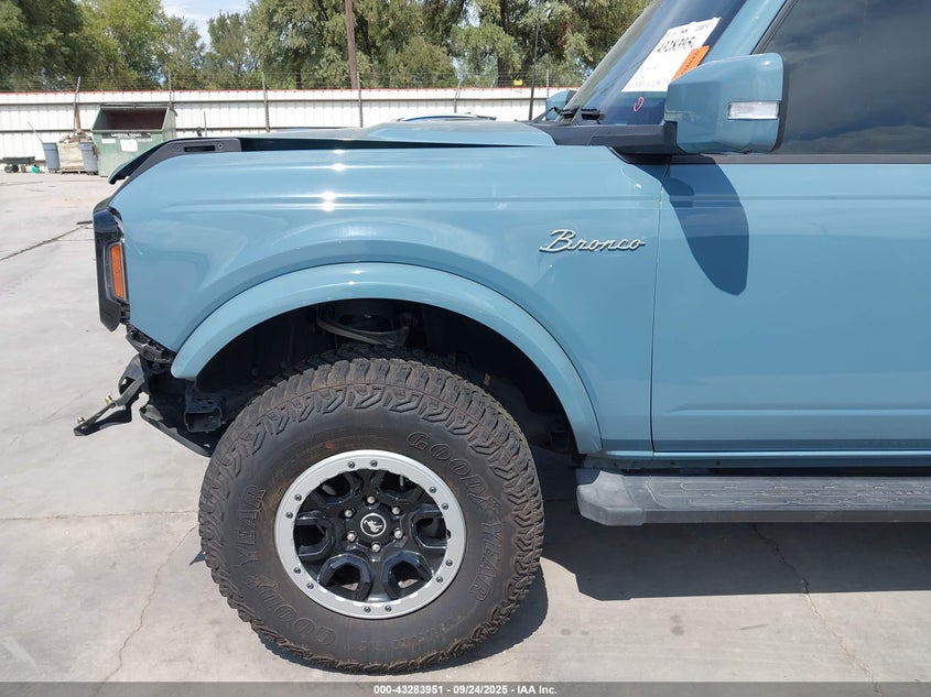 2022 Ford Bronco Outer Banks VIN: 1FMDE5DH3NLB32915 Lot: 43283951