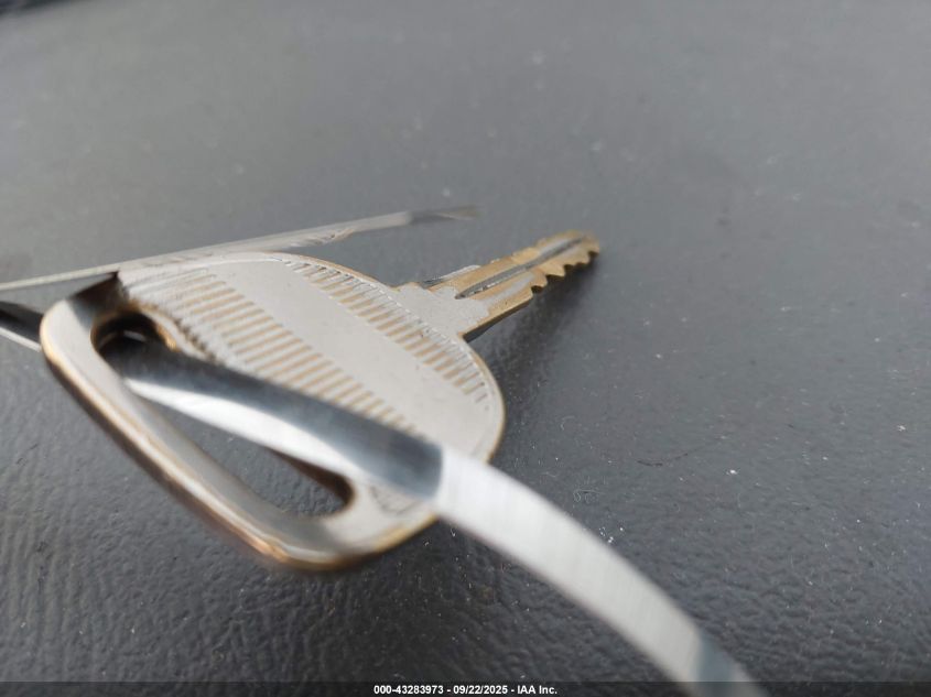 2005 Chevrolet Silverado 1500 Work Truck VIN: 1GCEC14X65Z258648 Lot: 43283973