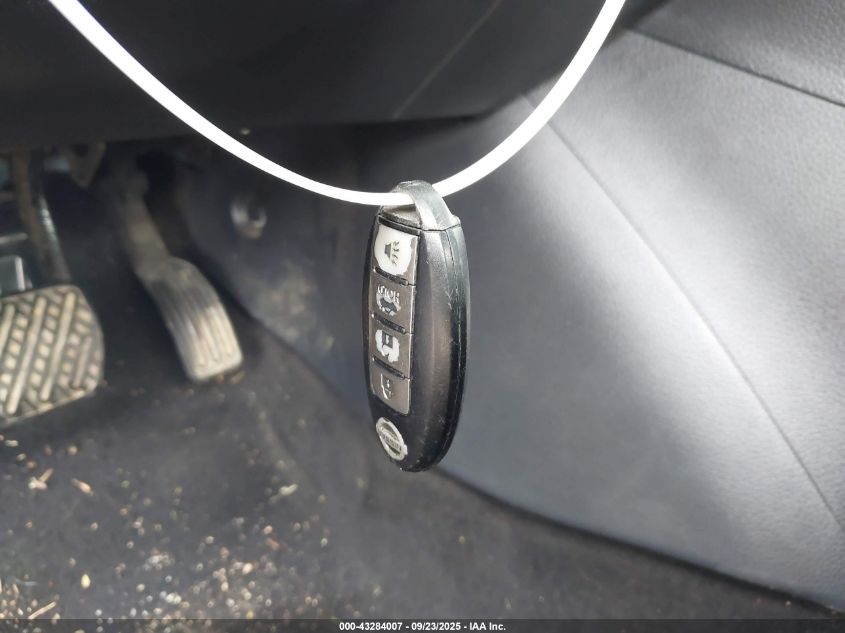 2017 Nissan Sentra Sr VIN: 3N1AB7AP0HY273298 Lot: 43284007