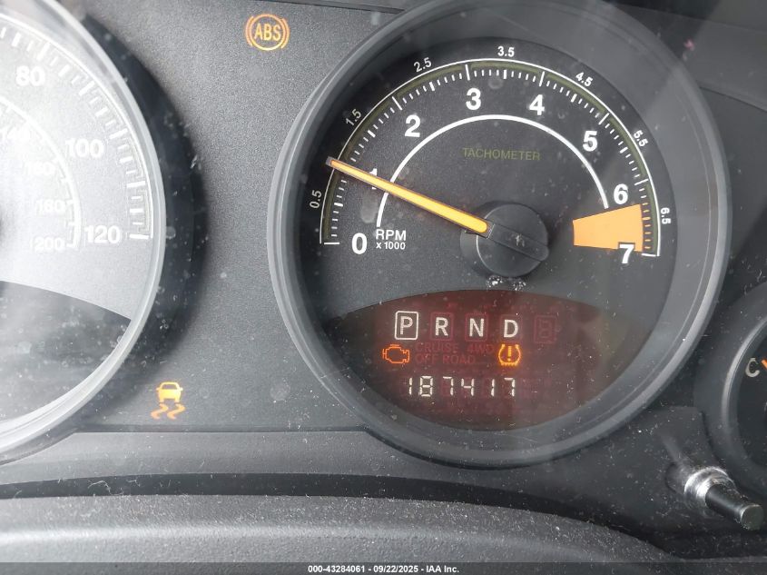 2014 Jeep Compass Sport VIN: 1C4NJCBB6ED511103 Lot: 43284061