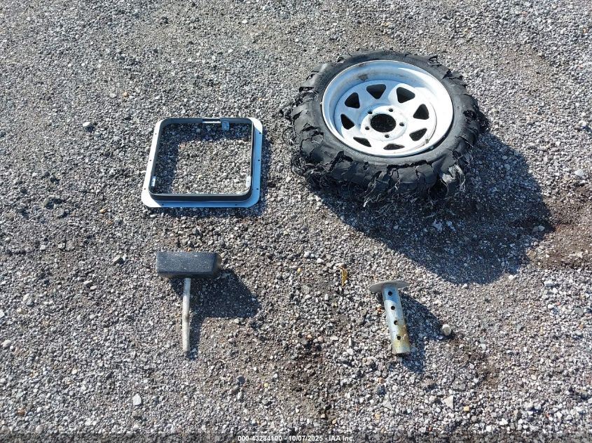 2015 Cherokee Grey Wolf VIN: 4X4TCKE20FK026342 Lot: 43284100