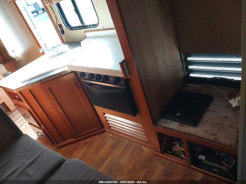 2015 Cherokee Grey Wolf VIN: 4X4TCKE20FK026342 Lot: 43284100