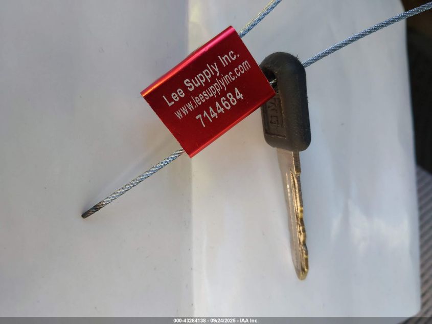 1998 GMC Sierra 1500 Sl Wideside VIN: 2GTEK19R7W1502122 Lot: 43284138