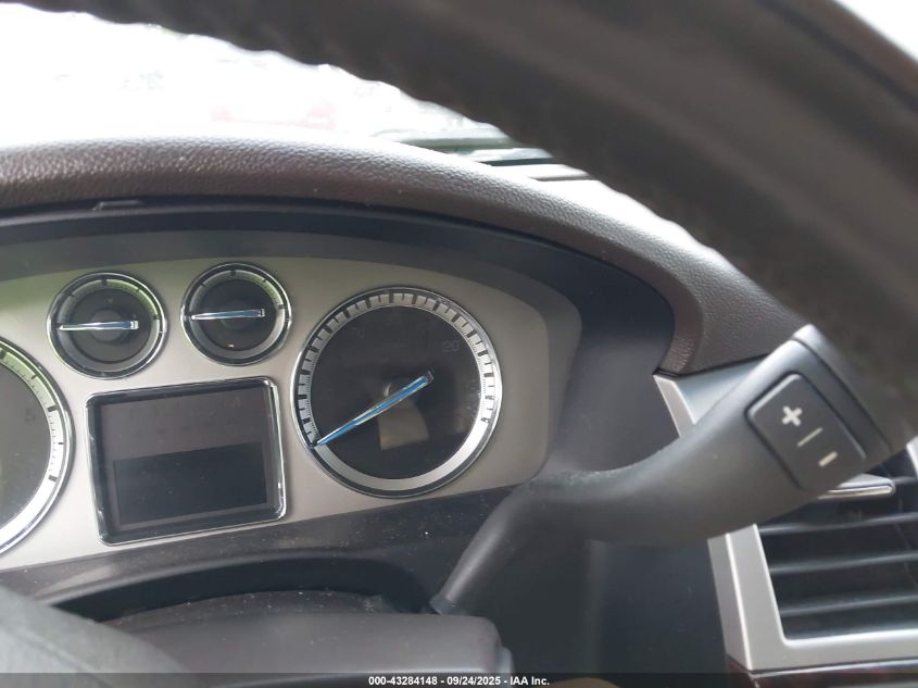 2010 Cadillac Escalade VIN: 1GYUKPEF0AR267737 Lot: 43284148