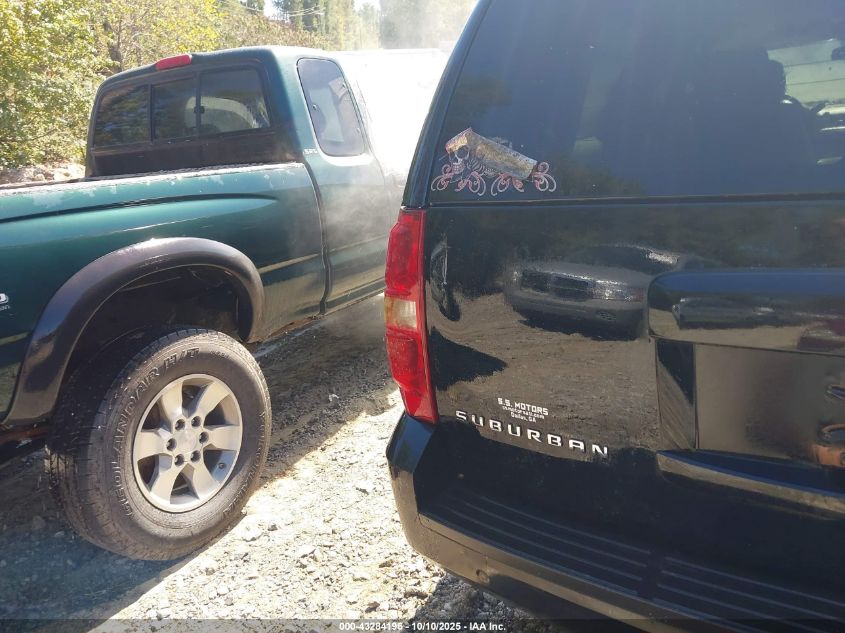 2010 Chevrolet Suburban 1500 Lt1 VIN: 1GNUKJE37AR212340 Lot: 43284196