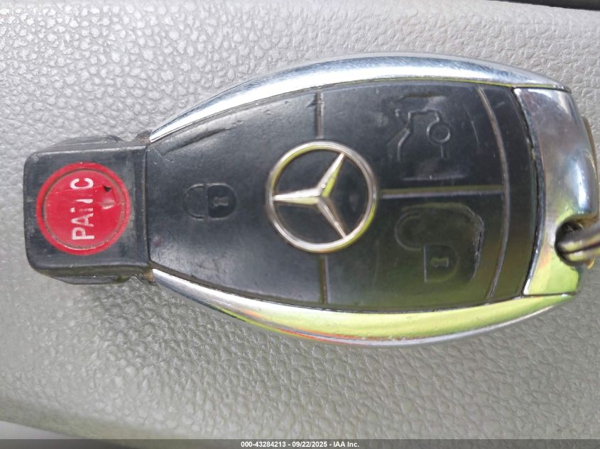 2008 Mercedes-Benz C 300 Luxury/Sport VIN: WDDGF54X38F060175 Lot: 43284213