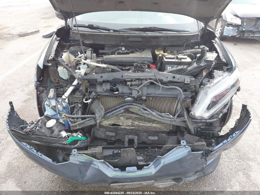 2015 Nissan Rogue S/Sl/Sv VIN: 5N1AT2MT2FT770456 Lot: 43284220