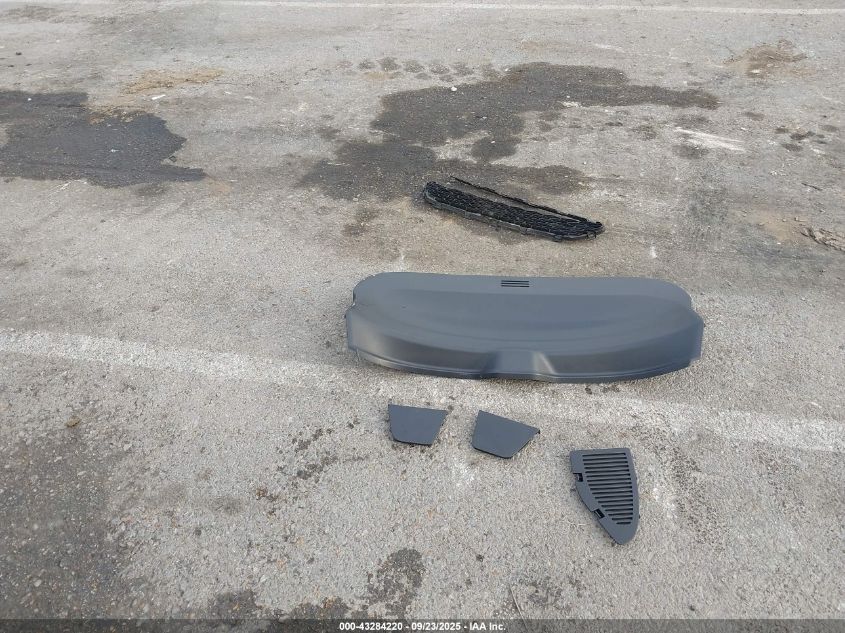 2015 Nissan Rogue S/Sl/Sv VIN: 5N1AT2MT2FT770456 Lot: 43284220