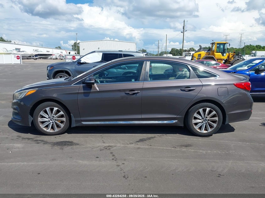 2016 HYUNDAI SONATA SPORT - 5NPE34AF2GH379880