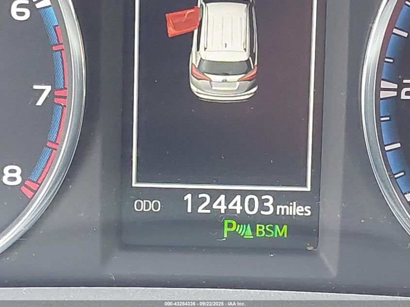 2017 Toyota Rav4 Platinum VIN: 2T3YFREV4HW370286 Lot: 43284336