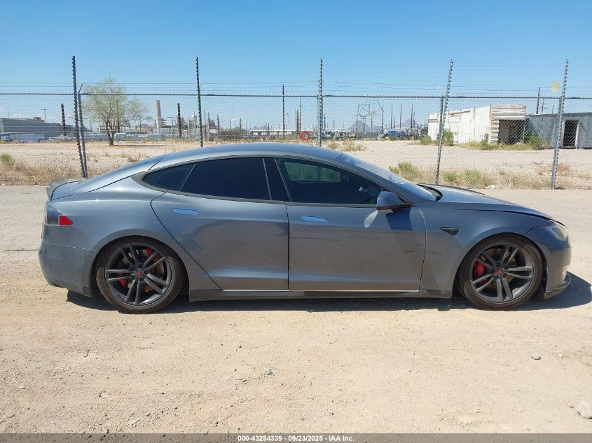 2013 Tesla Model S VIN: 5YJSA1CN5DFP05919 Lot: 43284339