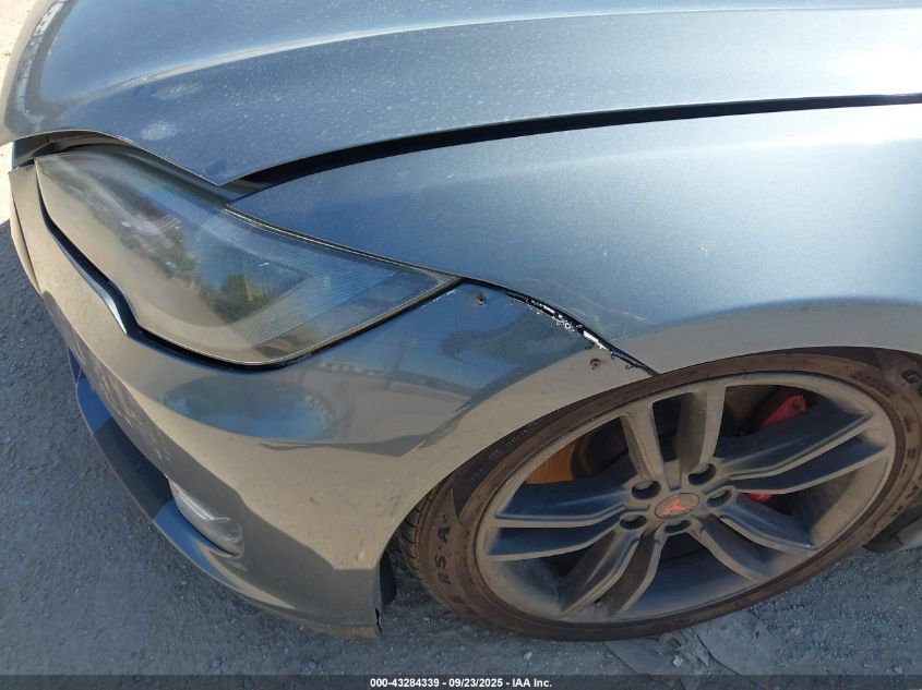 2013 Tesla Model S VIN: 5YJSA1CN5DFP05919 Lot: 43284339