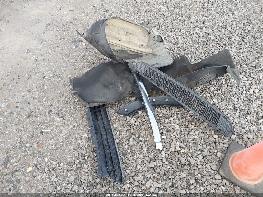 2008 Mini Cooper VIN: WMWMF33558TT64253 Lot: 43284447