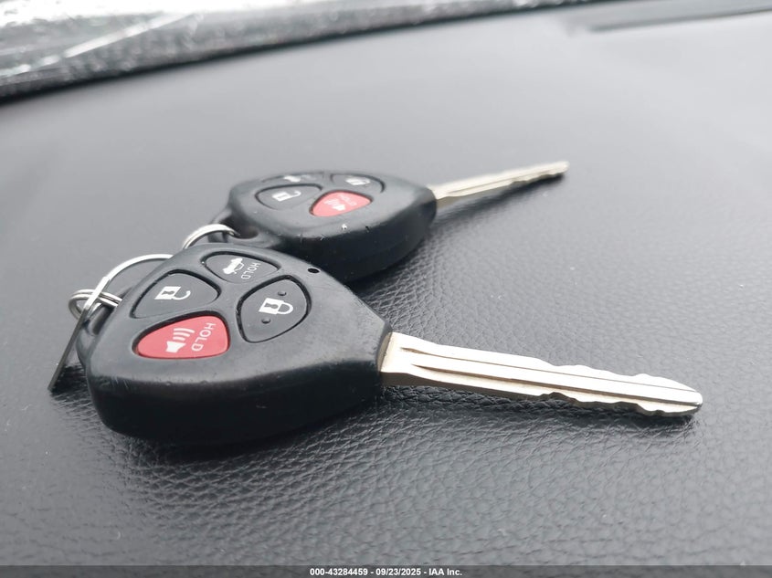 2021 TOYOTA RAV4 XLE - 2T3P1RFV5MW157706