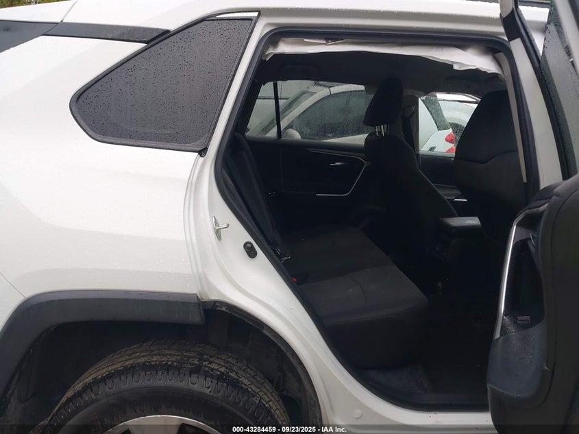 2021 TOYOTA RAV4 XLE - 2T3P1RFV5MW157706