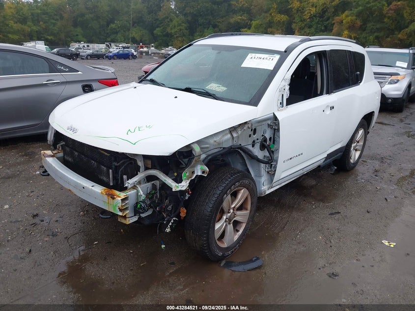 Vin: 1c4njdbb3fd240038, lot: 43779128, jeep compass sport 20152