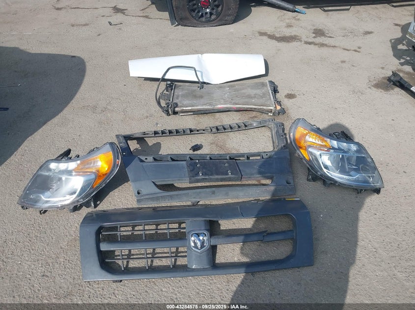 2015 RAM PROMASTER 1500 LOW ROOF - 3C6TRVAG8FE502743