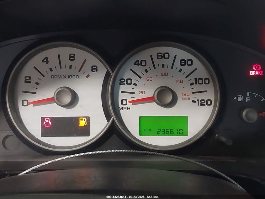 2005 Ford Escape Xls VIN: 1FMYU02Z25KA39635 Lot: 43284614