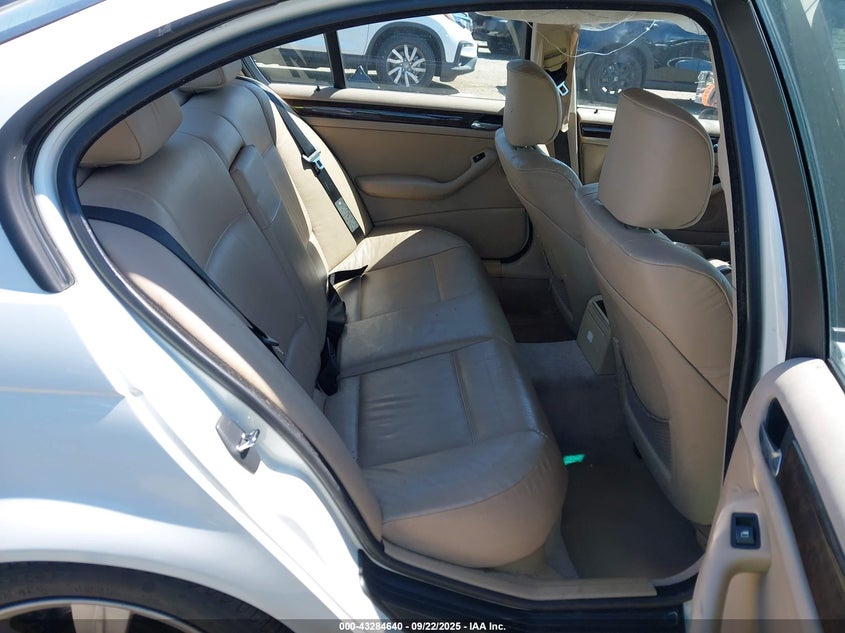 2002 BMW 325I VIN: WBAEV33412PD00325 Lot: 43284640