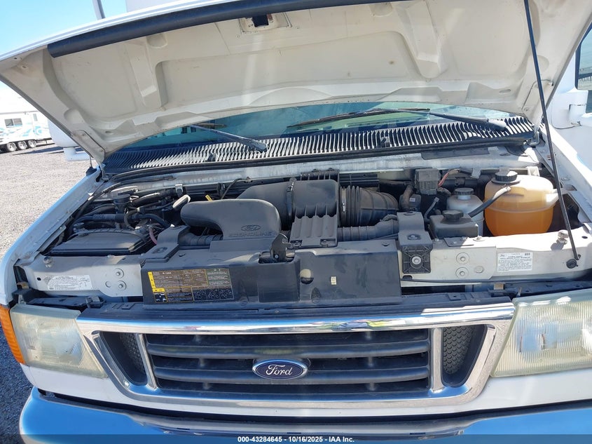 2006 Ford E-450 Cutaway VIN: 1FDXE45S36DA34898 Lot: 43284645