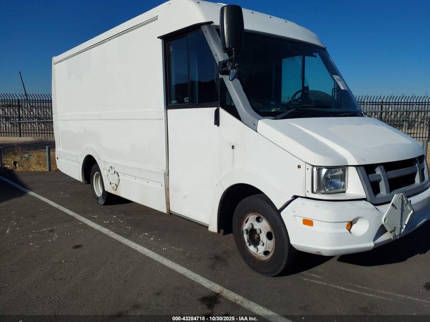 2014 Isuzu Commercial Van null van diesel JALB4T174E7W00351 photo #1