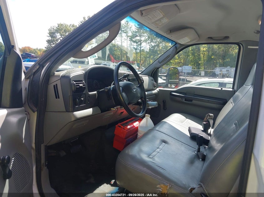 2005 Ford F-450 Xl/Xlt VIN: 1FDXF46Y85EB31409 Lot: 43284721