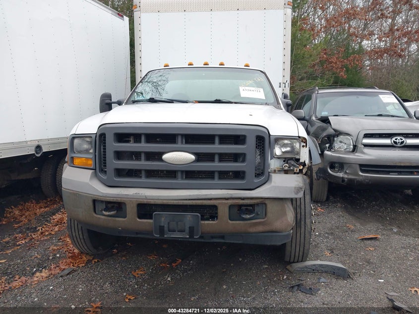 2005 Ford F-450 Xl/Xlt VIN: 1FDXF46Y85EB31409 Lot: 43284721