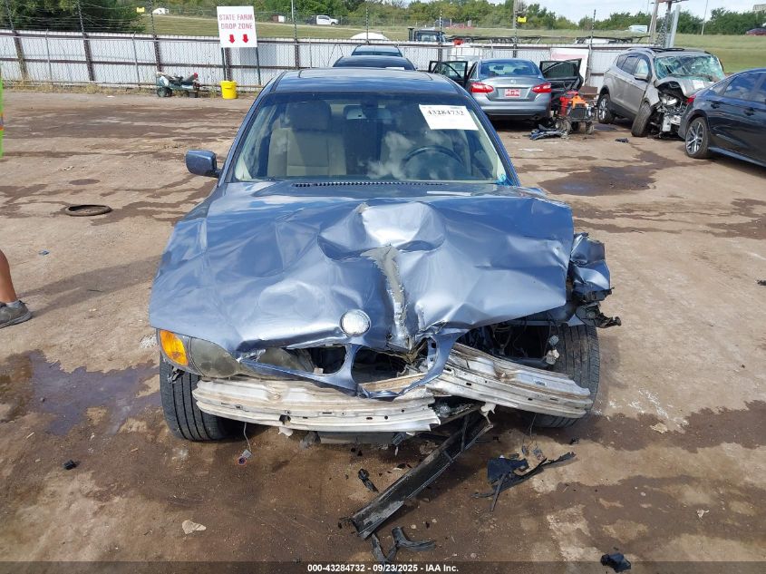 2005 BMW 325I VIN: WBAEV33405KX11374 Lot: 43284732