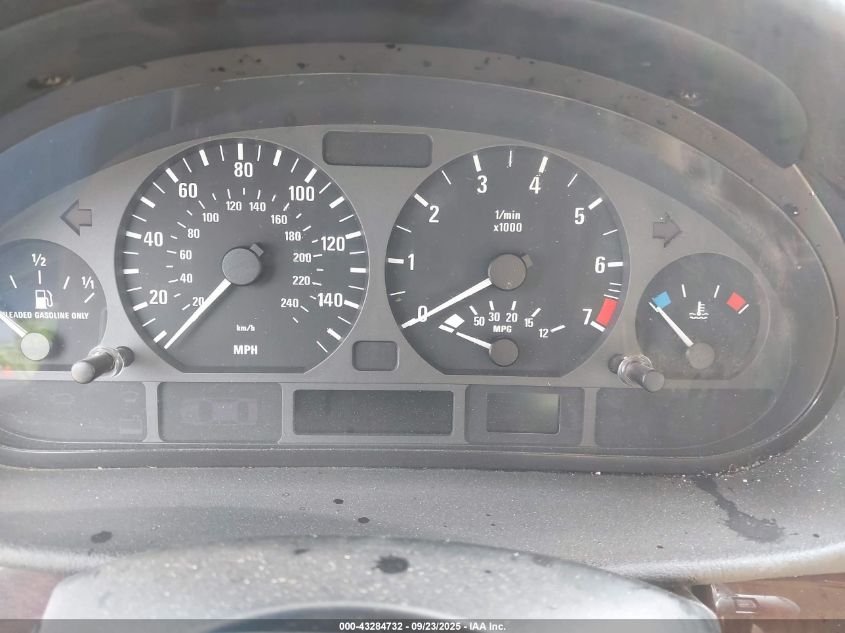 2005 BMW 325I VIN: WBAEV33405KX11374 Lot: 43284732