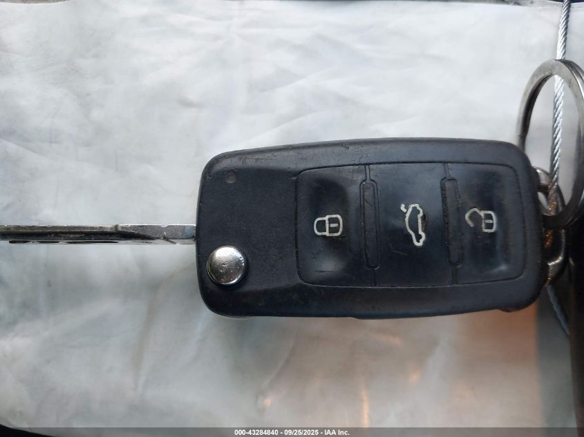 2012 Volkswagen Jetta 2.0L Tdi VIN: 3VWLL7AJ7CM391893 Lot: 43284840