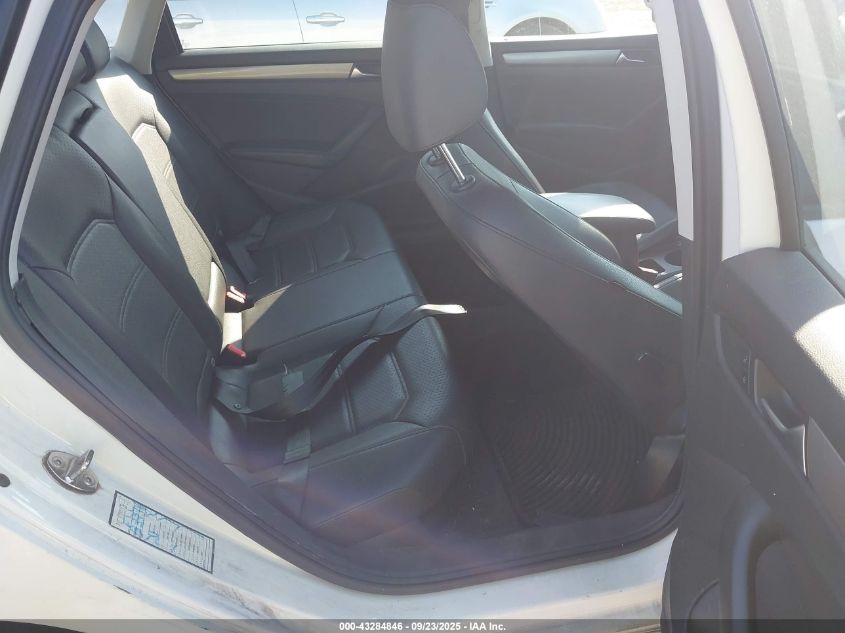 2015 Volkswagen Passat 1.8T Wolfsburg Edition VIN: 1VWAT7A35FC048725 Lot: 43284846