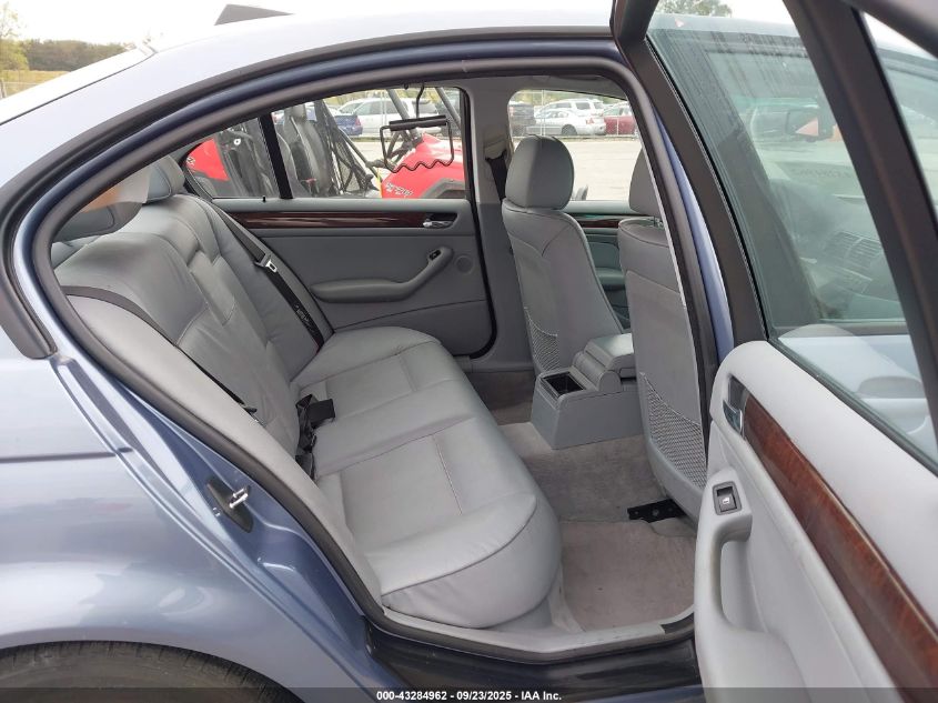 2000 BMW 323 I VIN: WBAAM3345YCB26079 Lot: 43284962