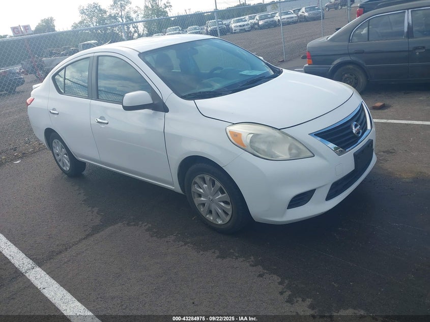 Vin: 3n1cn7ap4dl885365, lot: 43779582, nissan versa s/s plus/sv/sl 20131