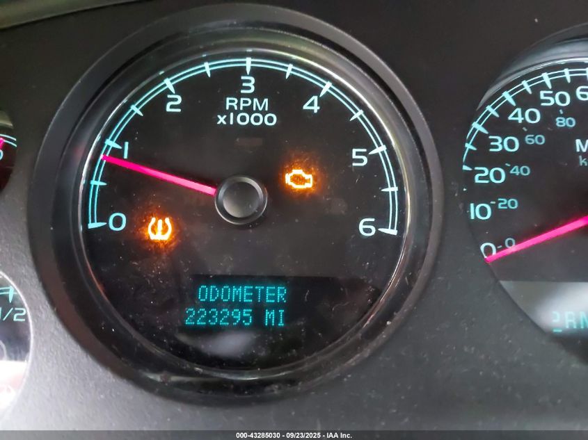 2007 GMC Yukon Slt VIN: 1GKFC13087R100070 Lot: 43285030