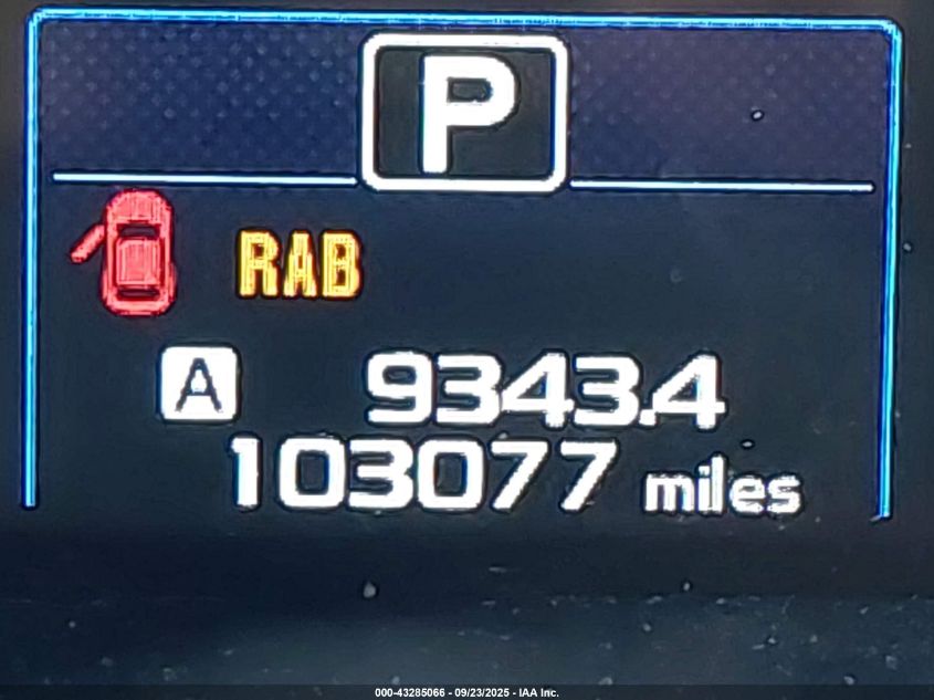 2017 Subaru Legacy 3.6R Limited VIN: 4S3BNEN67H3055852 Lot: 43285066