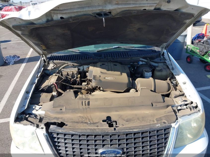 2004 Ford Expedition Xls VIN: 1FMRU13W04LA03658 Lot: 43285068