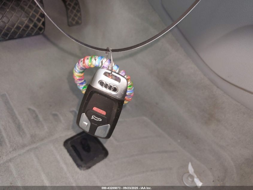 2017 Audi Q7 3.0T Premium VIN: WA1LAAF72HD019815 Lot: 43285073