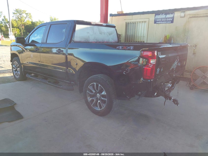 2022 CHEVROLET SILVERADO 1500 4WD  SHORT BED CUSTOM - 1GCPDBEK3NZ506563