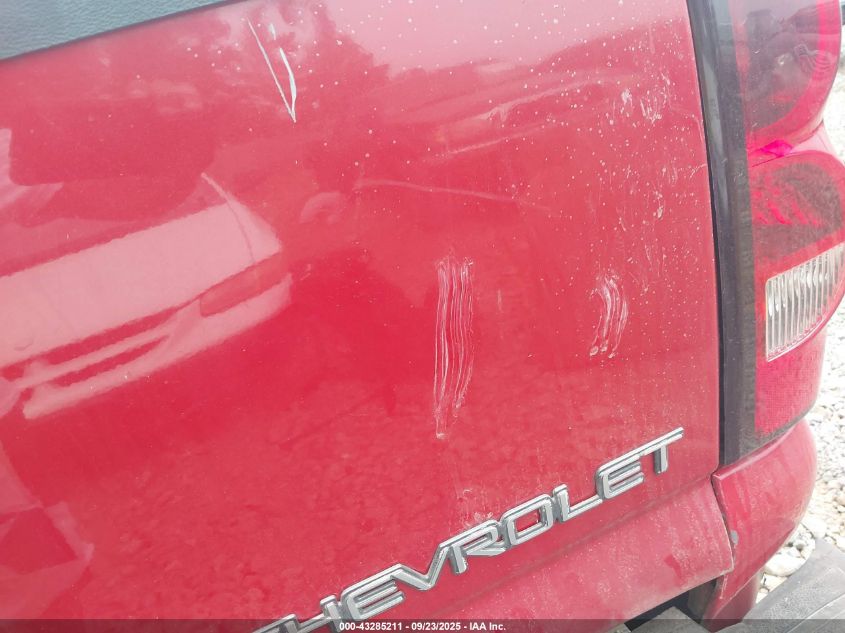 2004 Chevrolet Silverado 1500 Z71 VIN: 2GCEK19T541282794 Lot: 43285211